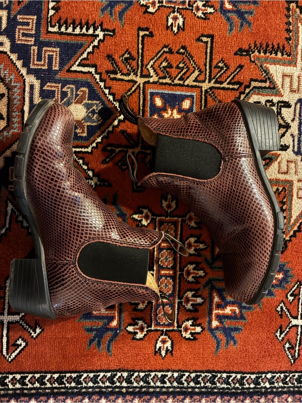Blundstone Burgundy Snake-Embossed Heeled Chelsea Boots